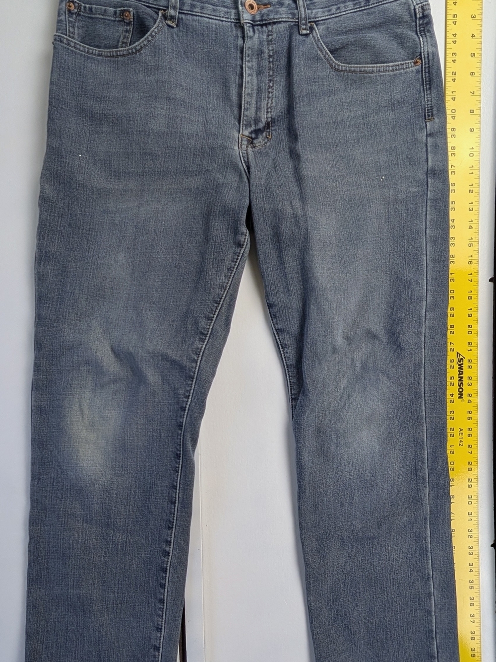 Weatherproof Men's Fleece-Lined Faded Blue Straight-Leg Jeans